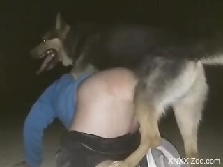 Steamy woman screams with the dog deep fucking her ass